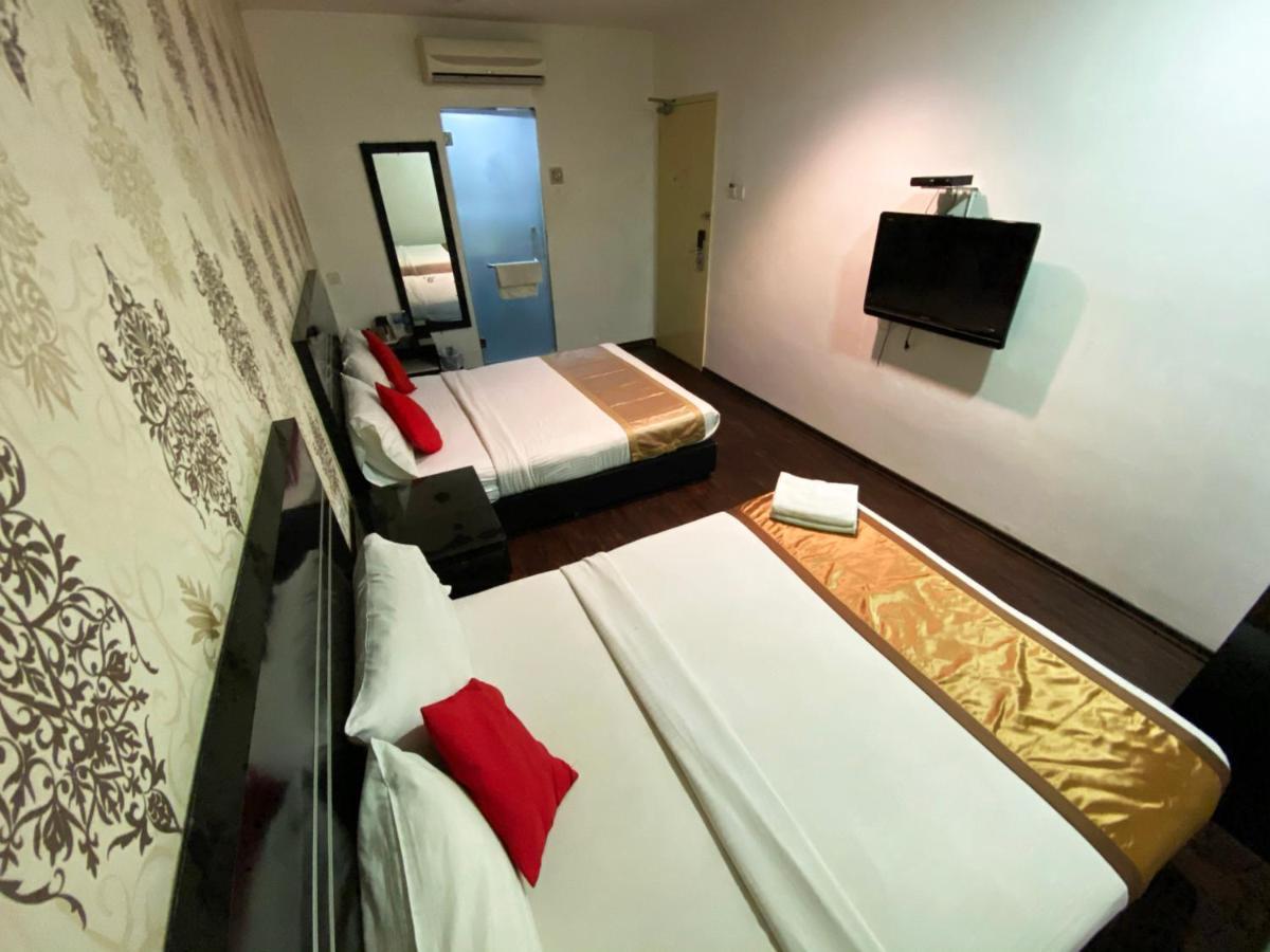 Bluebell Hotel Skudai Extérieur photo